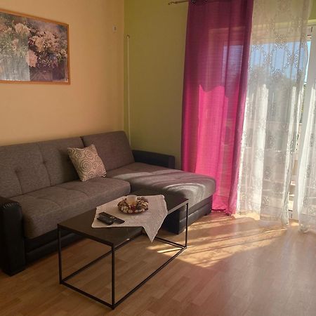 Apartments Vesna Banjol Exterior foto