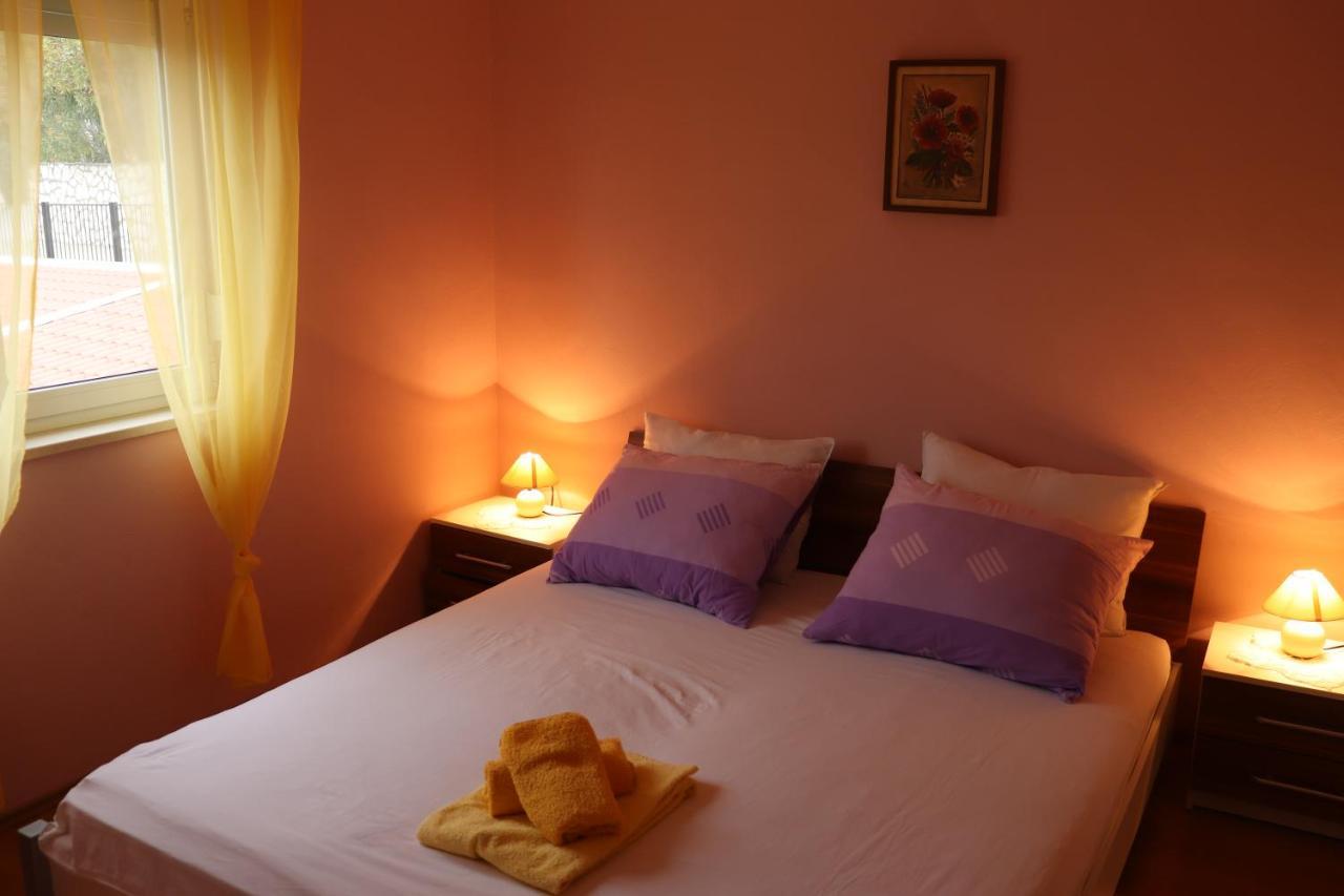 Apartments Vesna Banjol Quarto foto