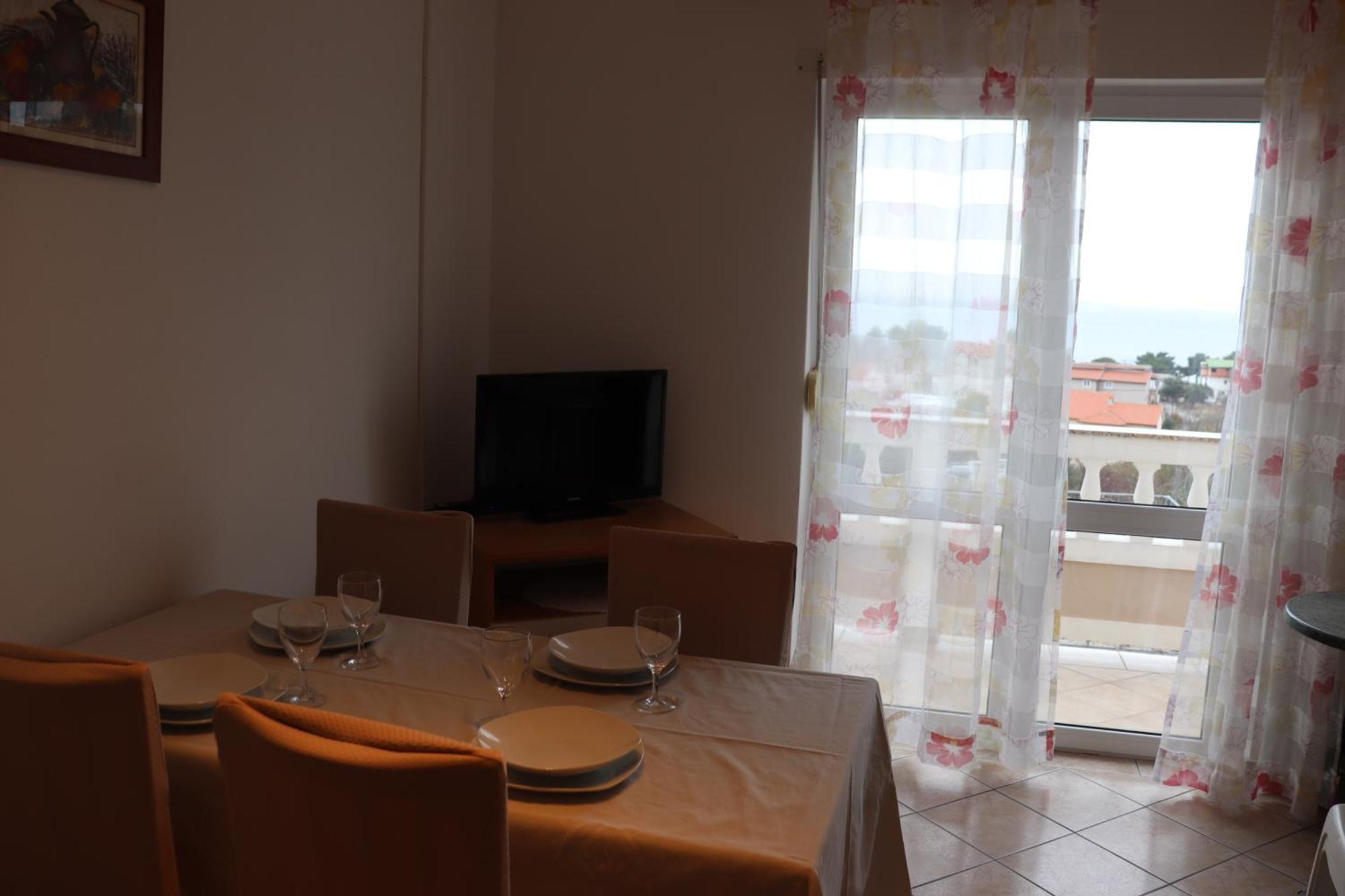 Apartments Vesna Banjol Quarto foto